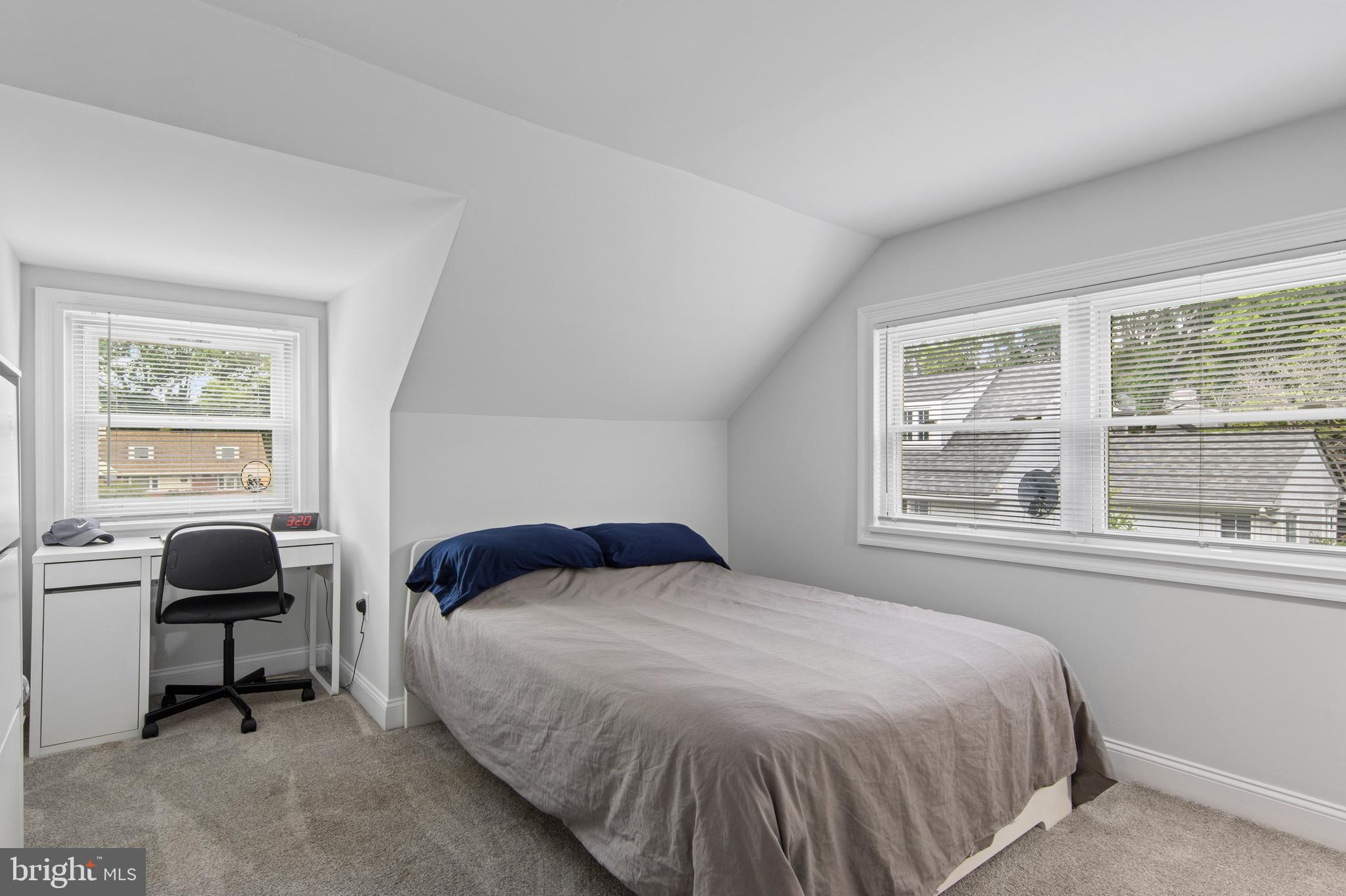 8 Leslie Lane Wallingford, PA 19086 - Photo 24 of 34 4th Bedroom