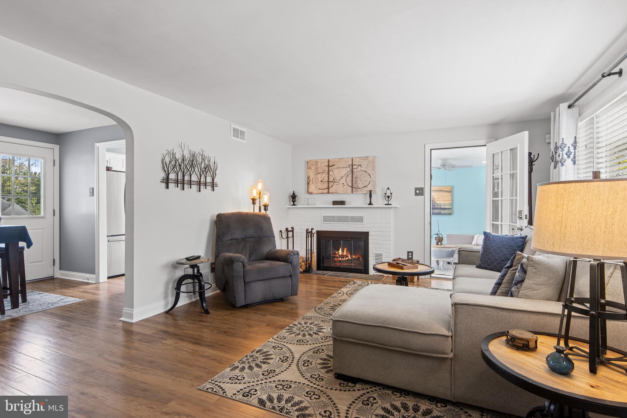 8 Leslie Lane Wallingford, PA 19086 - Photo 5 of 34 Living Room with Fireplace