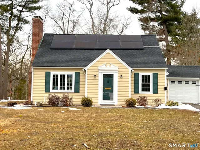 $350,000 | 3 Usher Avenue, Plainville, CT 06062