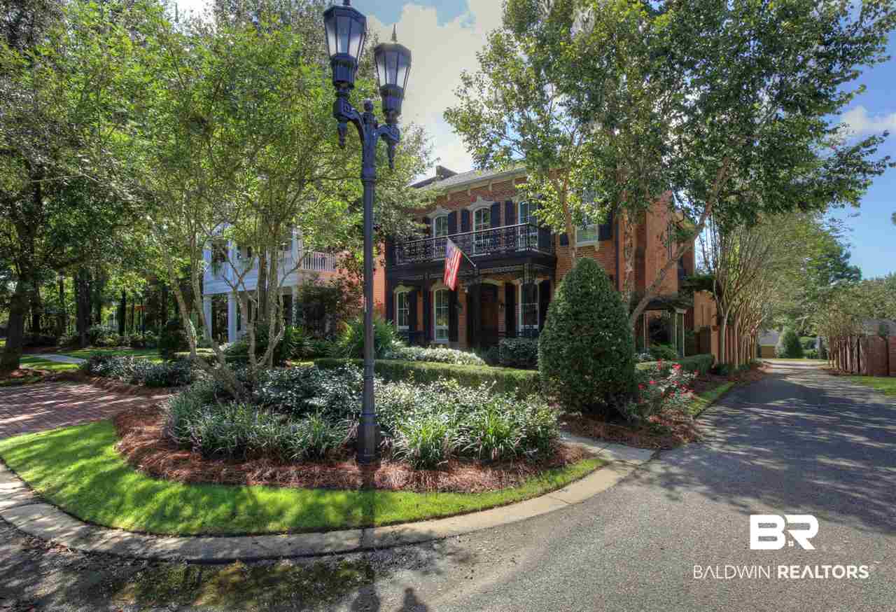 127 Savannah Square Fairhope, AL 36532 - Photo 3 of 39
