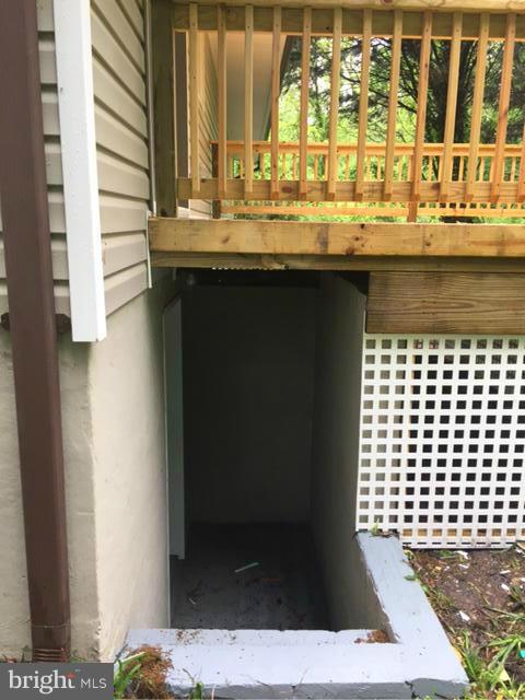 612 Dover Road Pasadena, MD 21122 - Photo 21 of 30 rear entrance to basement