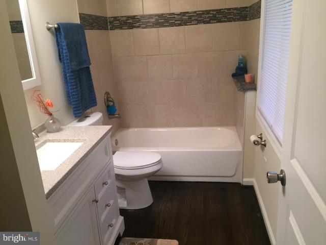 612 Dover Road Pasadena, MD 21122 - Photo 29 of 30 Bath (Master)