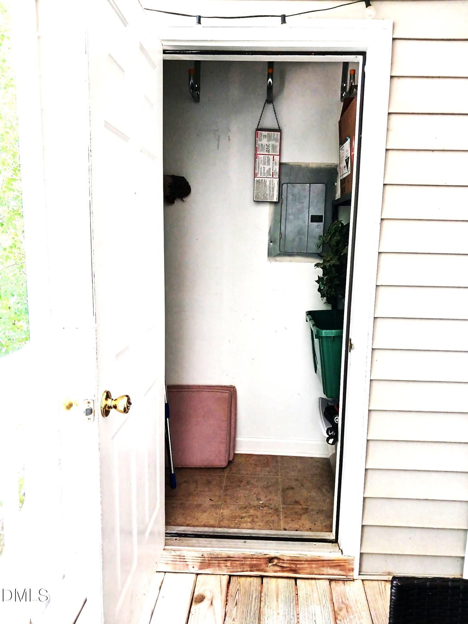 631 Springfork Drive Cary, NC 27513 - Photo 21 of 29 SF2