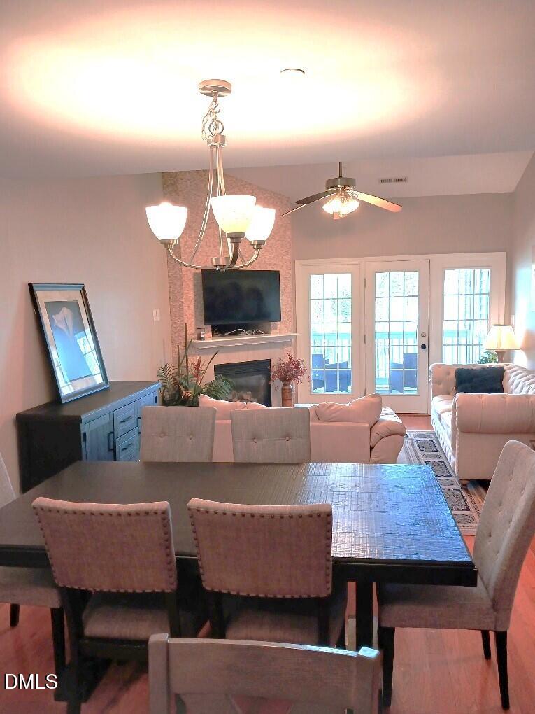 631 Springfork Drive Cary, NC 27513 - Photo 9 of 29 SF23