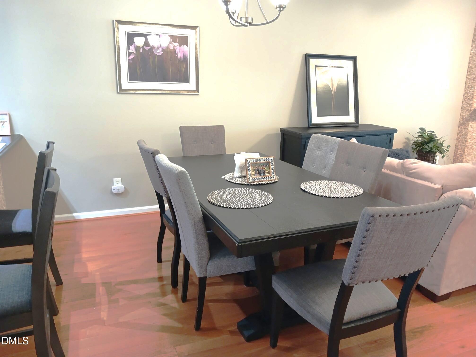 631 Springfork Drive Cary, NC 27513 - Photo 10 of 29 SF9