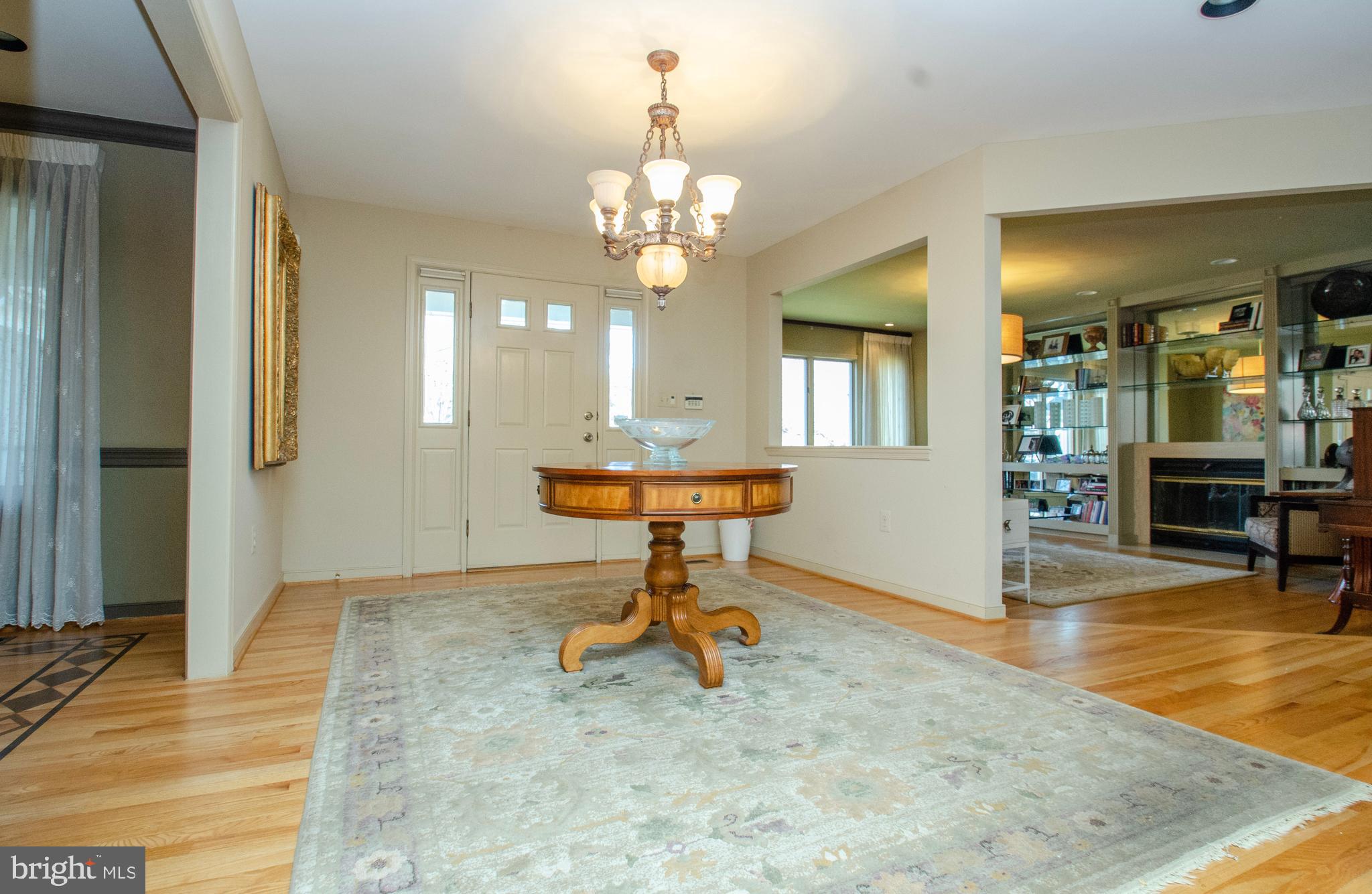 6917 Diana Road Baltimore, MD 21209 - Photo 2 of 18 Gallery Image 2