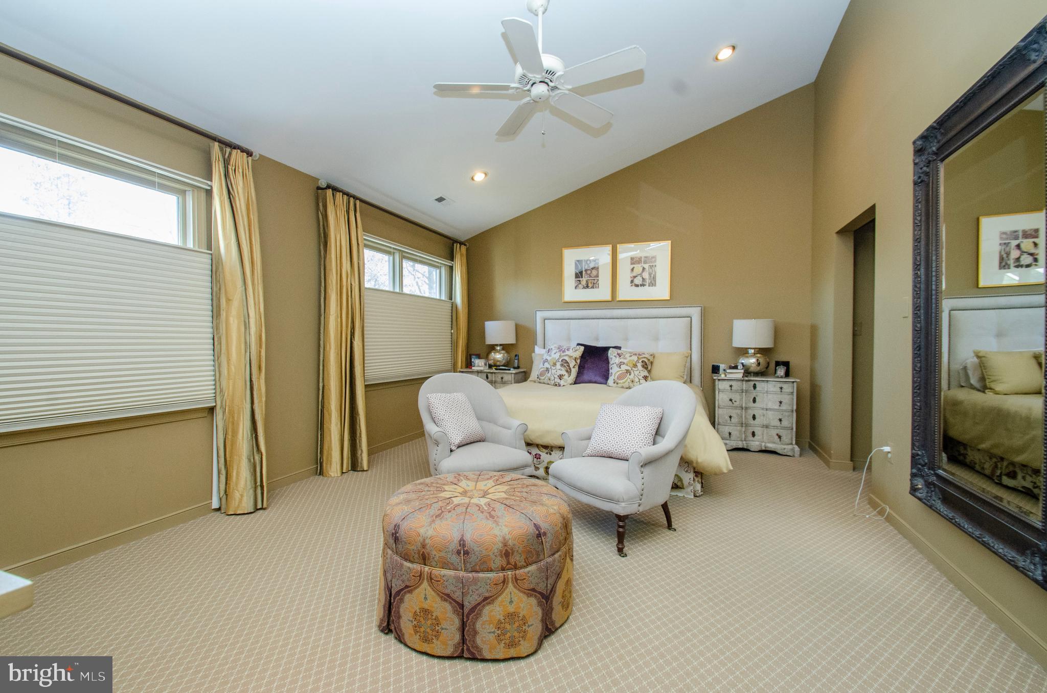 6917 Diana Road Baltimore, MD 21209 - Photo 12 of 18 Gallery Image 12