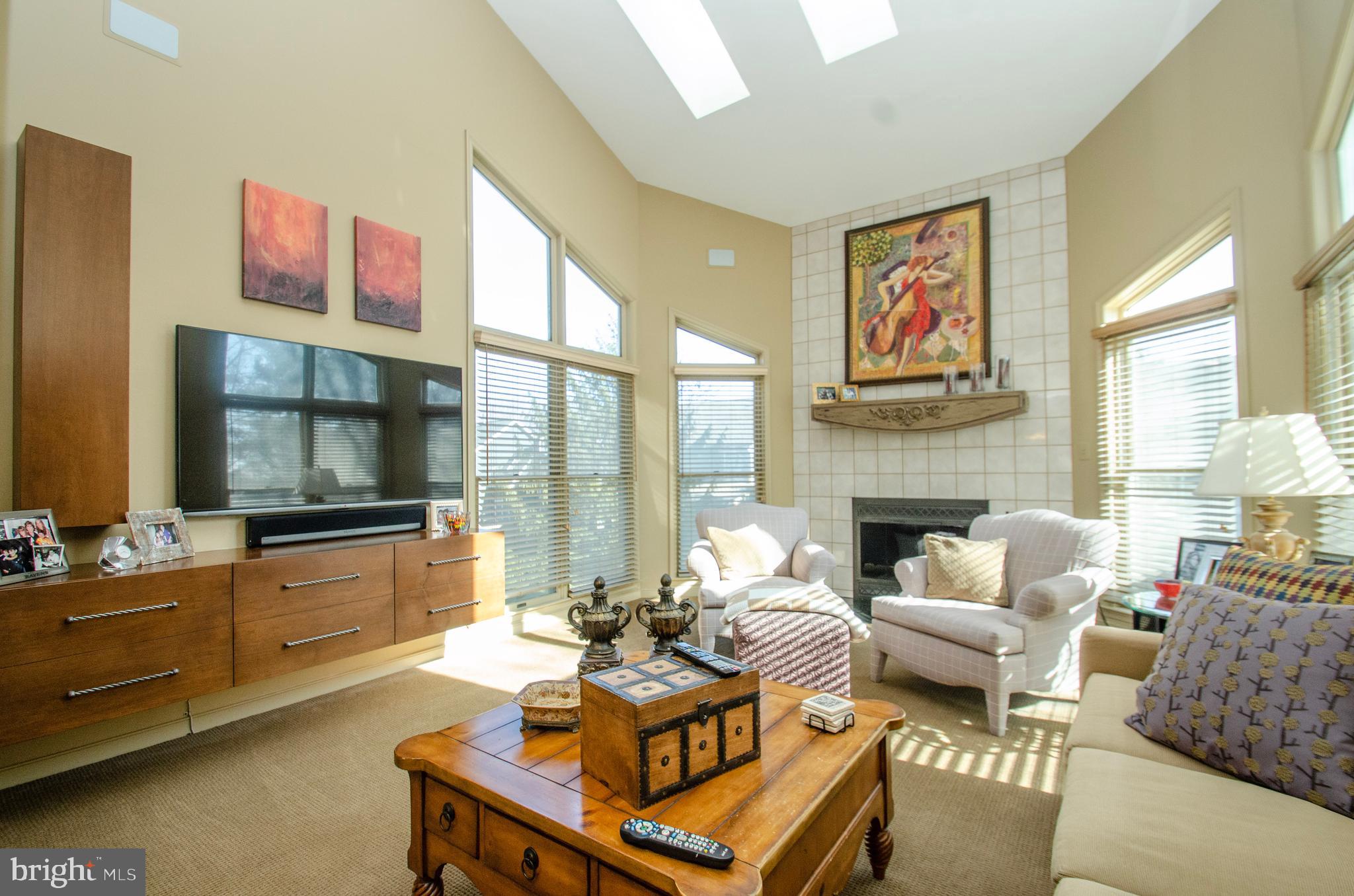 6917 Diana Road Baltimore, MD 21209 - Photo 6 of 18 Gallery Image 6