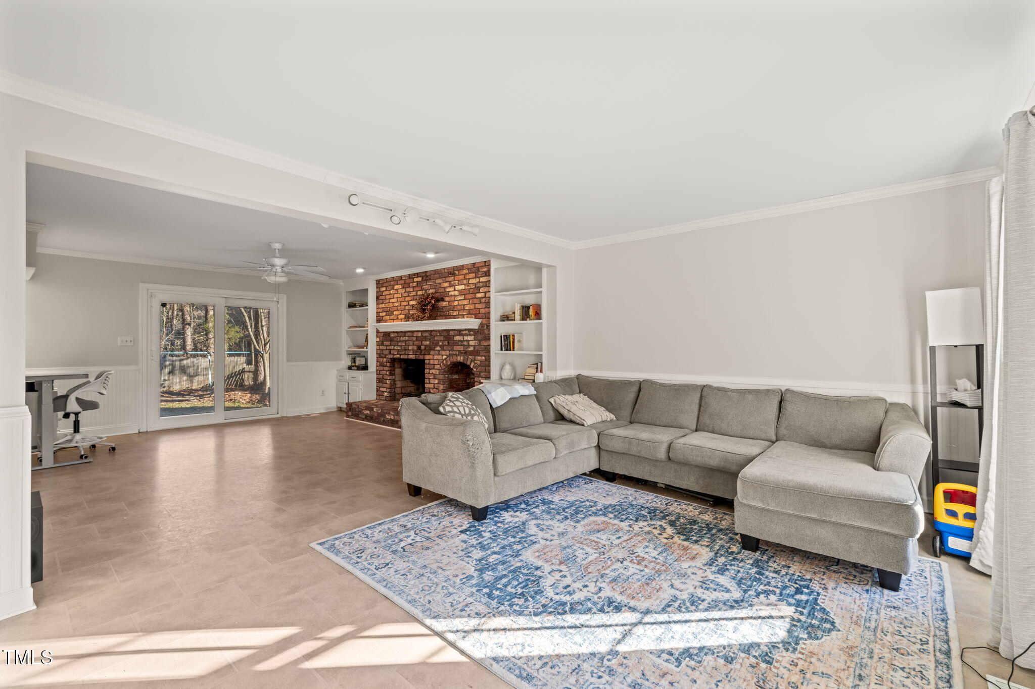 8309 Mourning Dove Road Raleigh, NC 27615 - Photo 3 of 49 Living room (2)