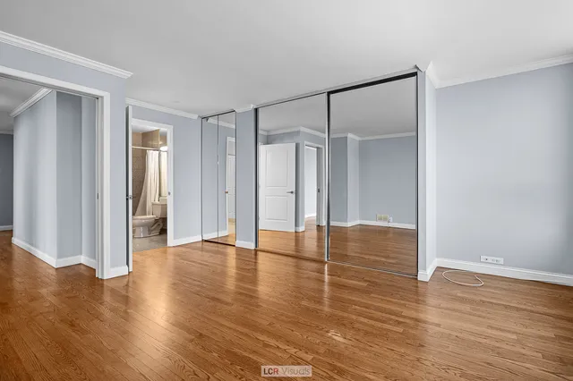 $476,000 | 1560 North Sandburg Terrace, Unit 1201J, Chicago, IL 60610