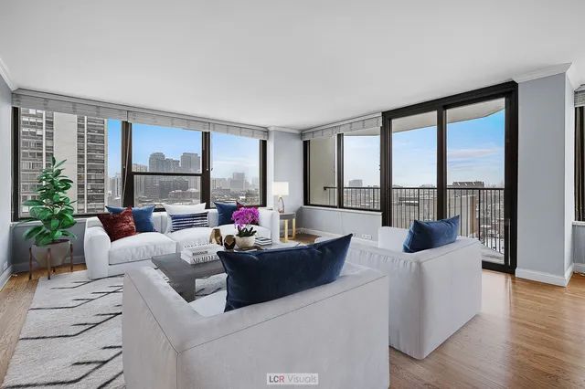 $476,000 | 1560 North Sandburg Terrace, Unit 1201J, Chicago, IL 60610
