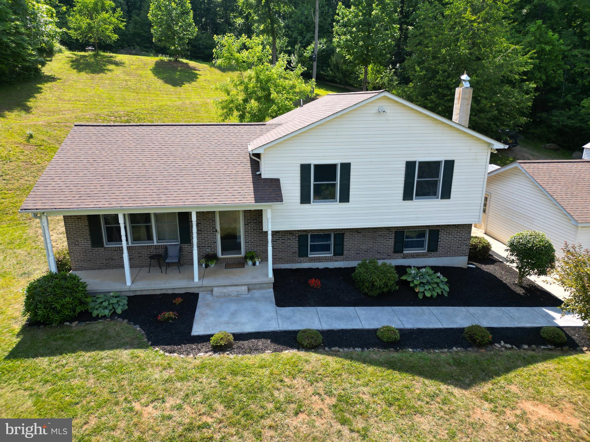 136 Rattlesnake Hollow Lane Huntly, VA 22640 - Photo 23 of 44