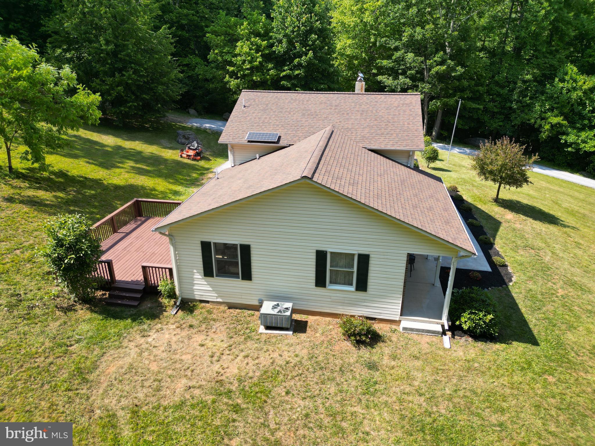 136 Rattlesnake Hollow Lane Huntly, VA 22640 - Photo 25 of 44