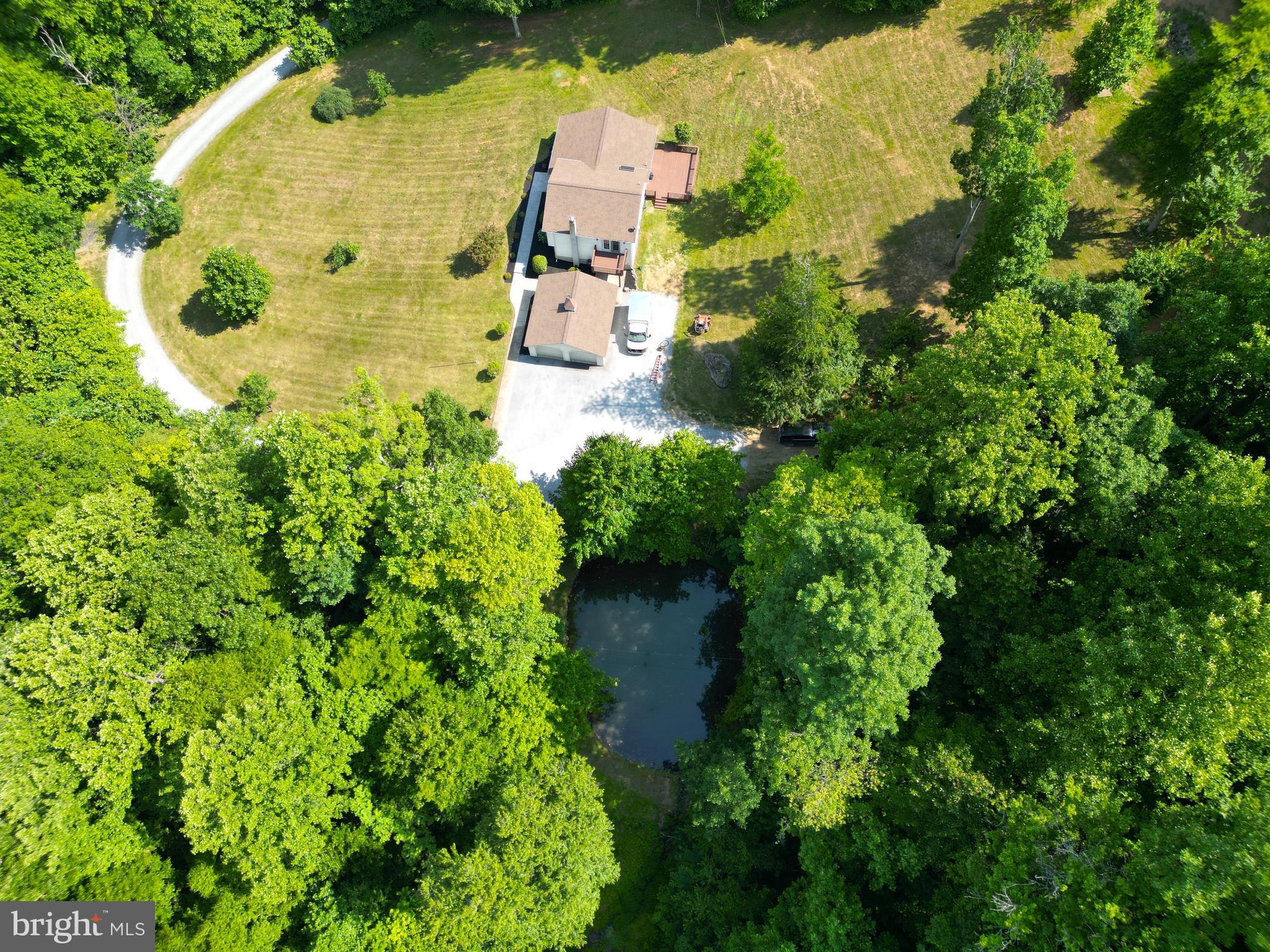 136 Rattlesnake Hollow Lane Huntly, VA 22640 - Photo 31 of 44