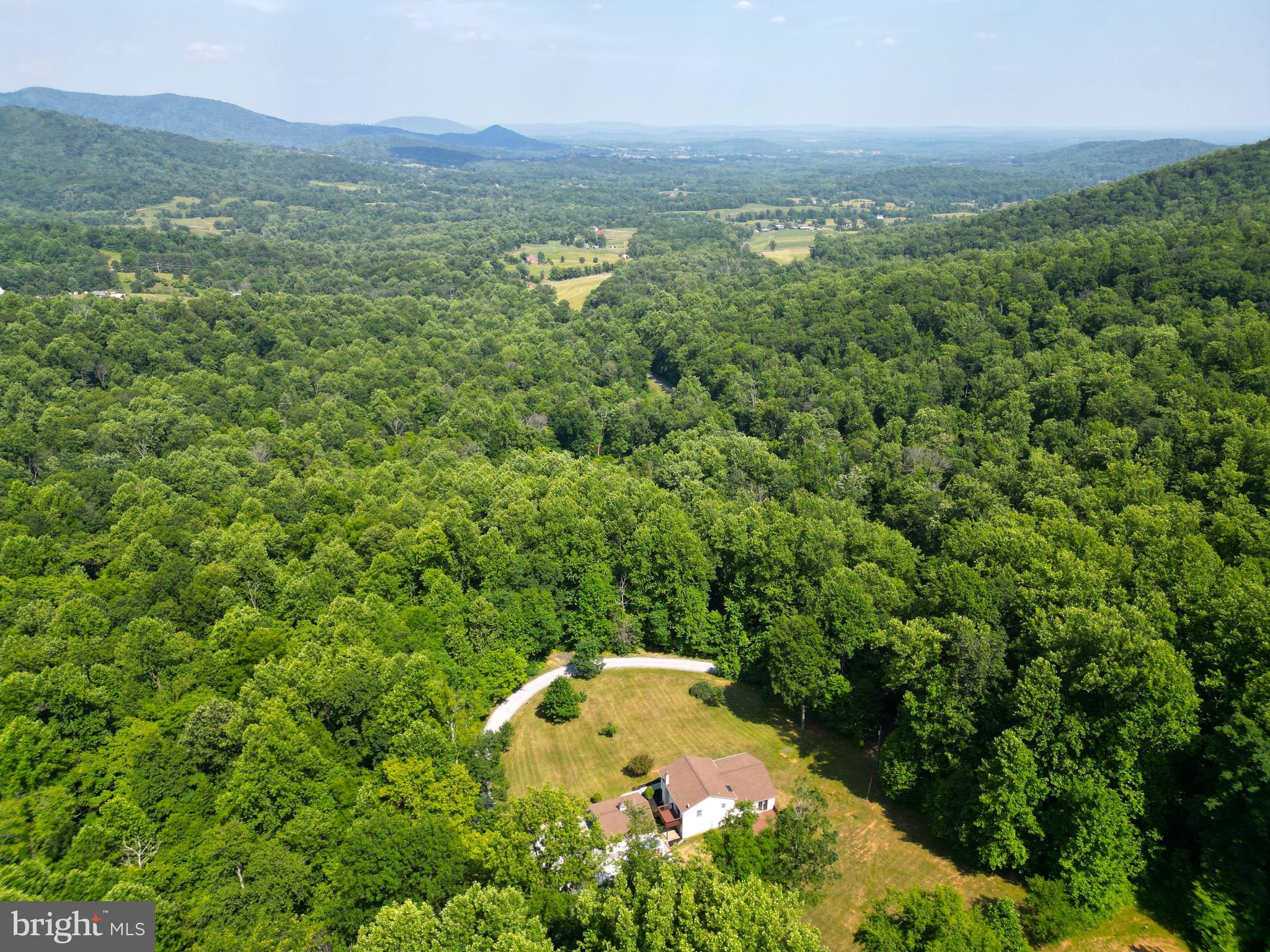 136 Rattlesnake Hollow Lane Huntly, VA 22640 - Photo 32 of 44