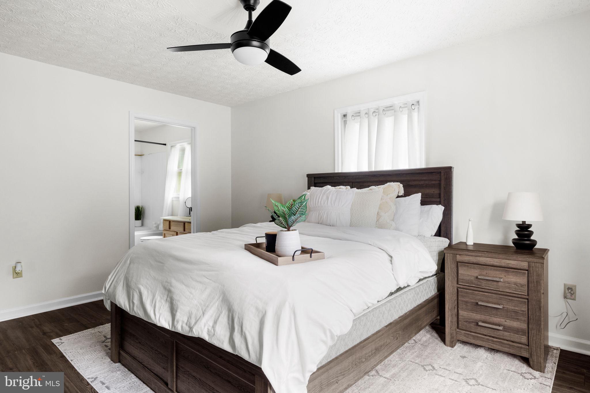 136 Rattlesnake Hollow Lane Huntly, VA 22640 - Photo 5 of 44