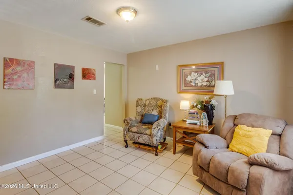 $1,850 | 1102 Tucker Avenue, Pascagoula, MS 39567