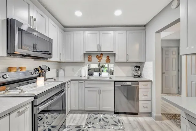 $290,000 | 8799 Holly Court, Unit 202, Tamarac, FL 33321