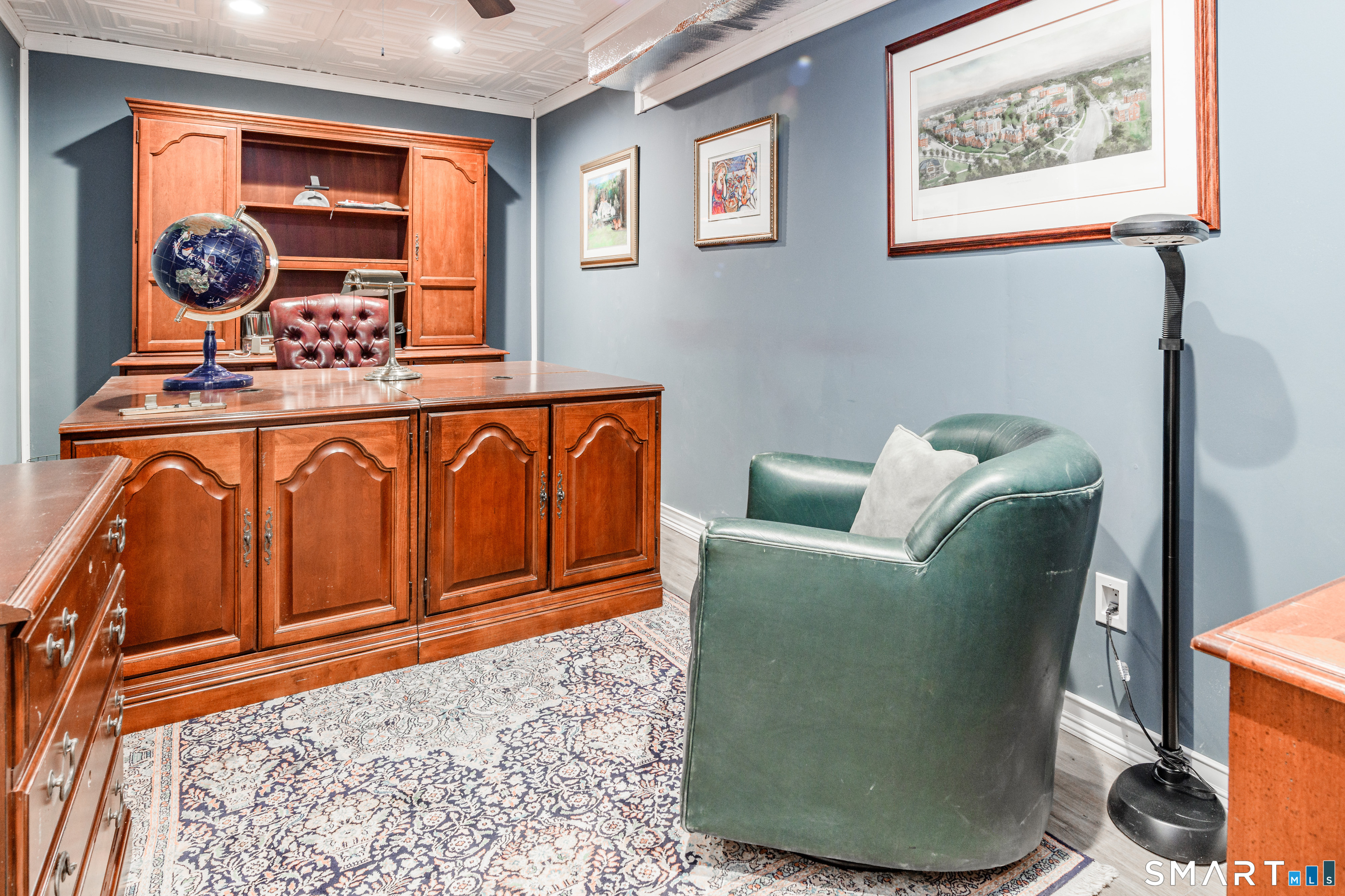 2 Bramble Bush, Unit 2 Avon, CT 06001 - Photo 31 of 40 a living room with furniture and window