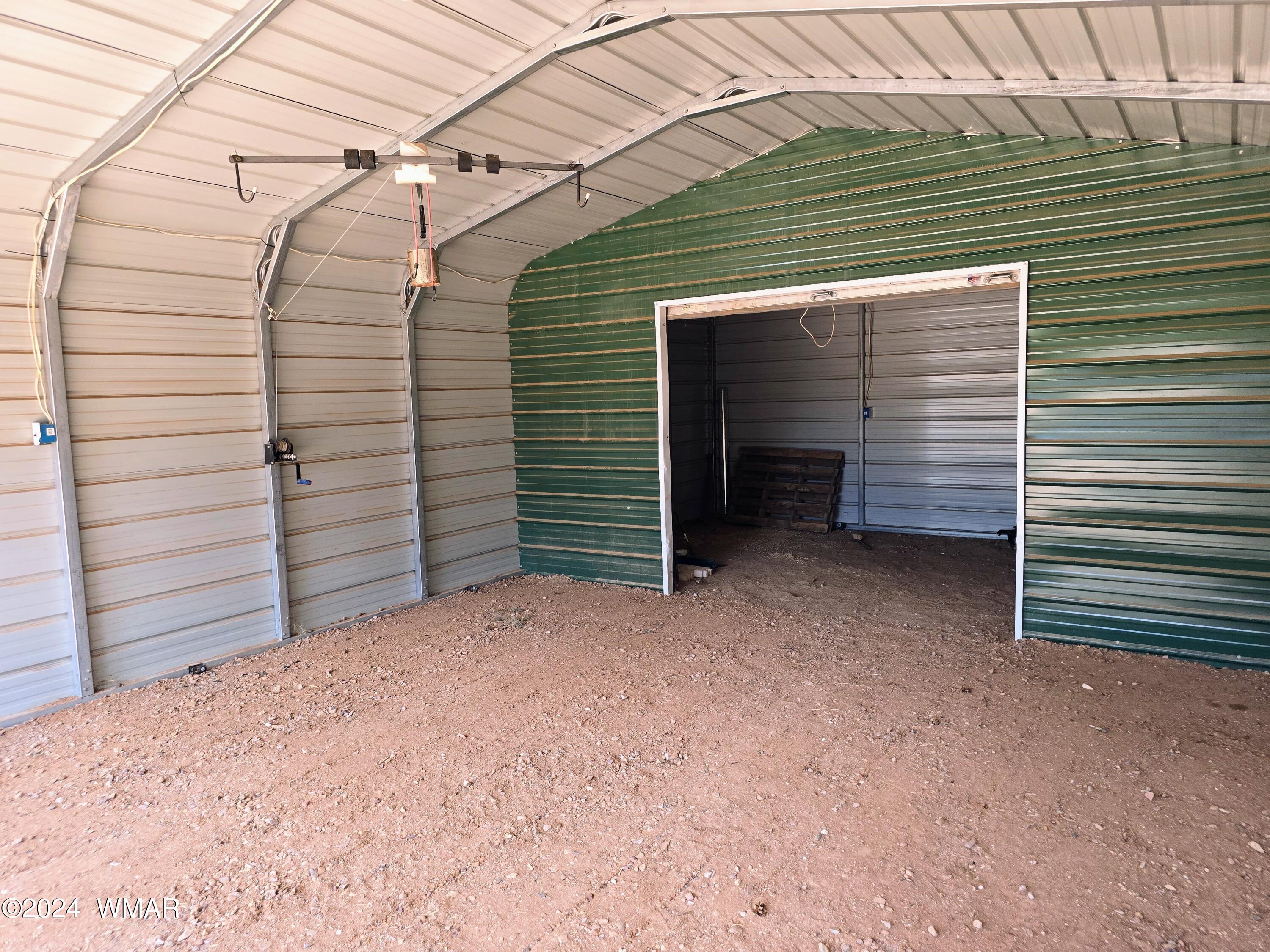 3060 B Chevelon Road Overgaard, AZ 85933 - Photo 3 of 21