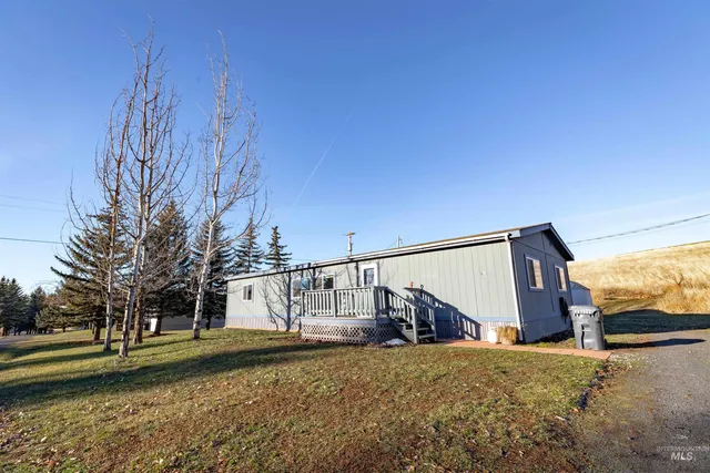 $94,000 | 1020 Eid Road, Unit 8, Moscow, ID 83843