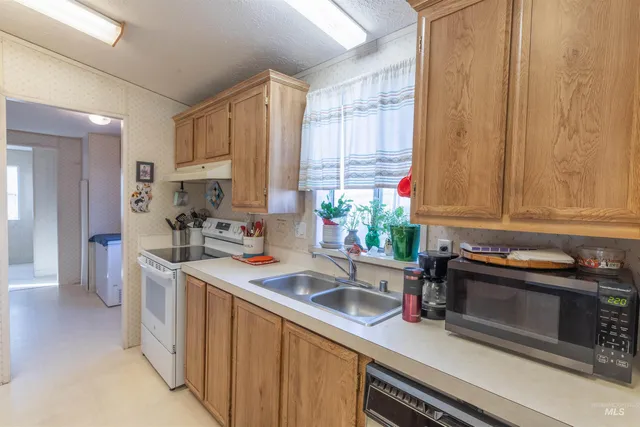 $94,000 | 1020 Eid Road, Unit 8, Moscow, ID 83843