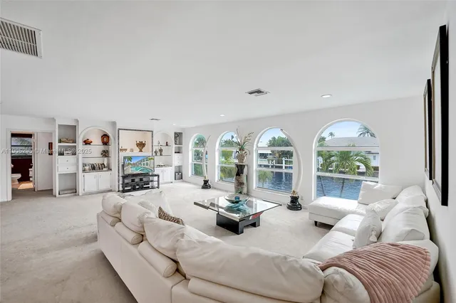 $16,500 | 2889 Northeast 35th Street, Fort Lauderdale, FL 33306