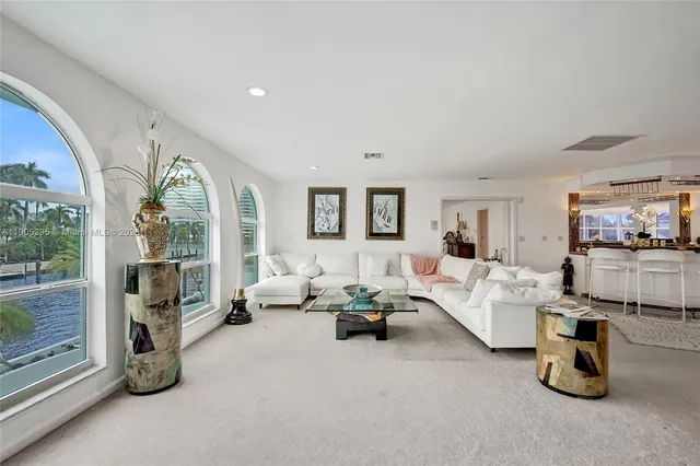 $16,500 | 2889 Northeast 35th Street, Fort Lauderdale, FL 33306