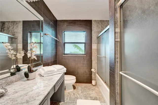 $16,500 | 2889 Northeast 35th Street, Fort Lauderdale, FL 33306