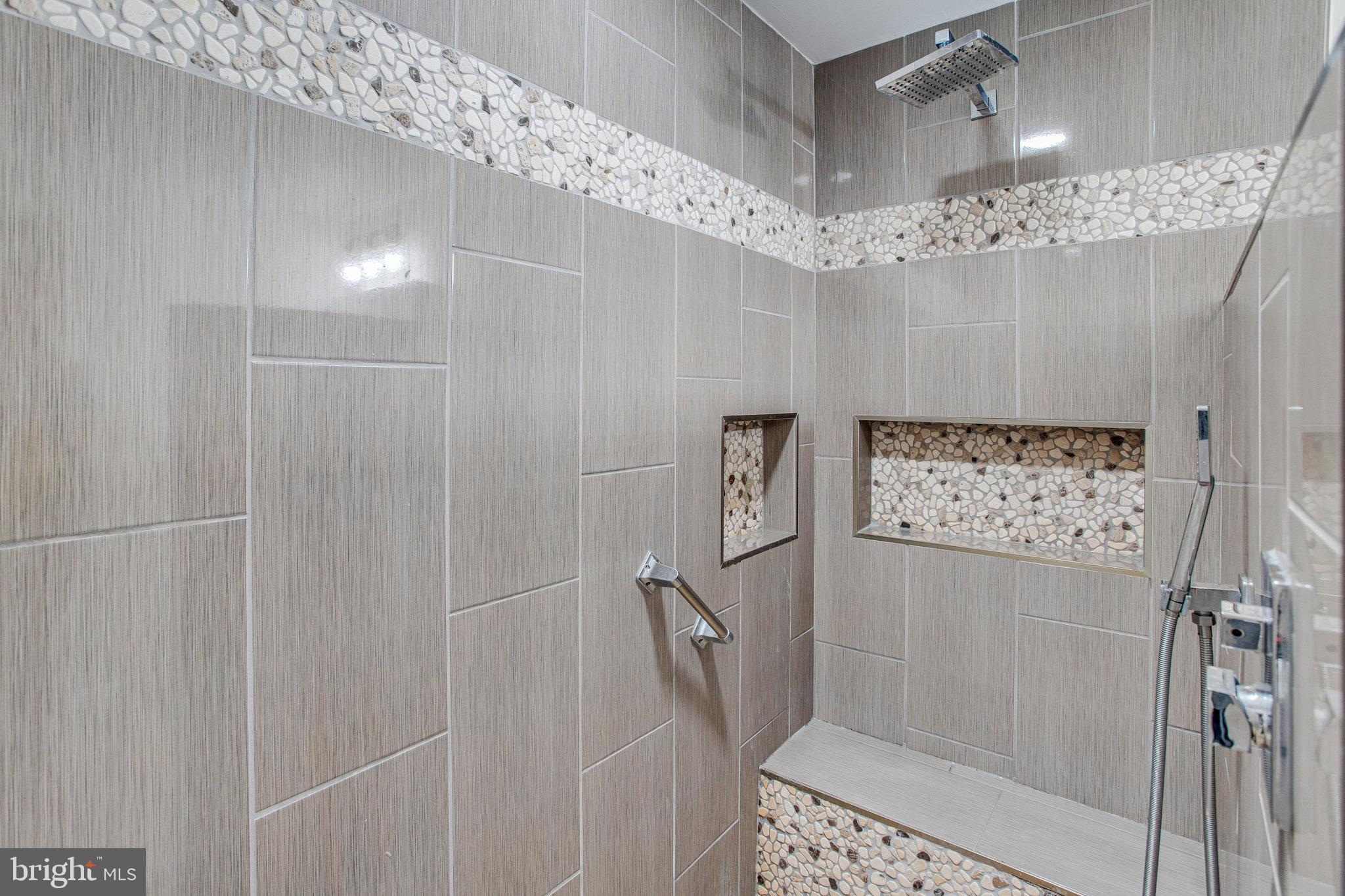 13214 Delaney Road Woodbridge, VA 22193 - Photo 16 of 21 Gallery Image 16