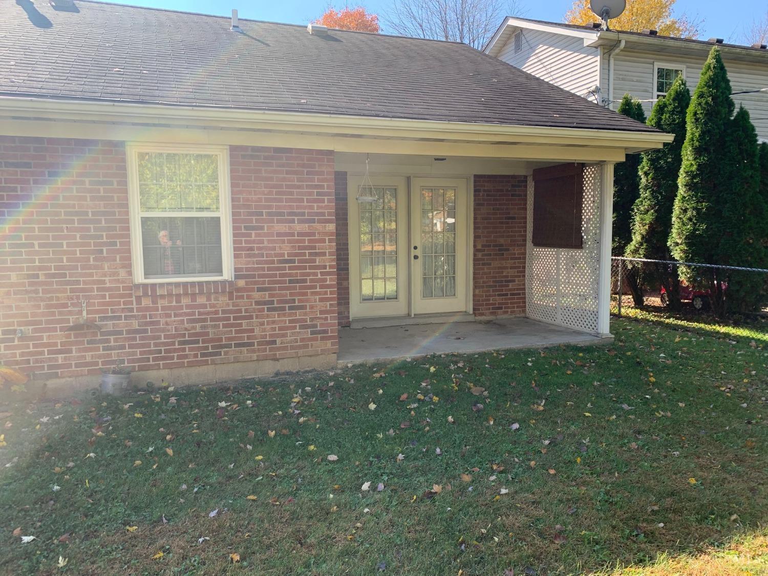 4729 Moore Road Middletown, OH 45042 - Photo 4 of 13 Gallery Image 4