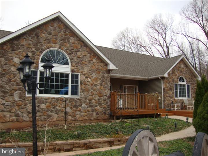 1920 Snyder Road Green Lane, PA 18054 - Photo 1 of 25 Gallery Image 1