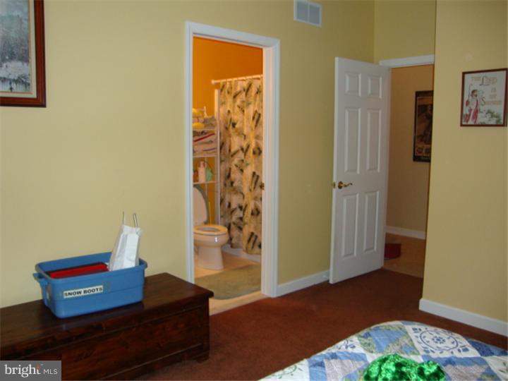 1920 Snyder Road Green Lane, PA 18054 - Photo 22 of 25 Gallery Image 22