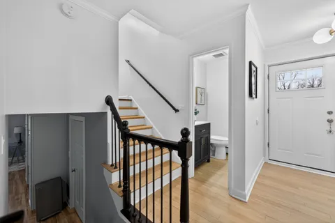 $600,000 | 307 North Derbyshire Avenue, Arlington Heights, IL 60004