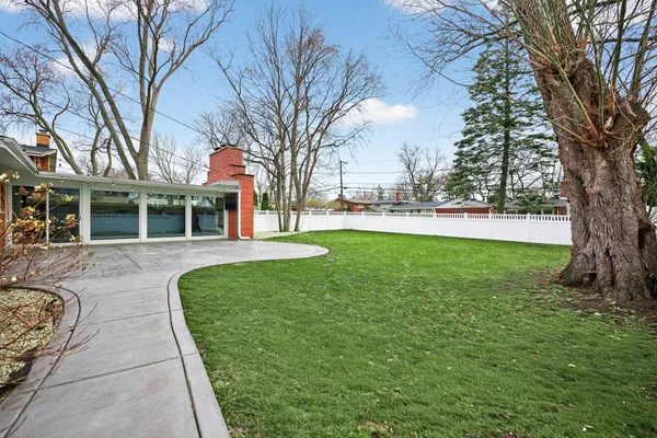 $600,000 | 307 North Derbyshire Avenue, Arlington Heights, IL 60004