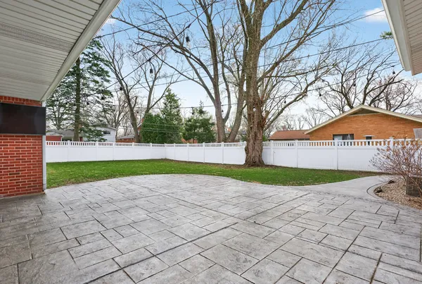 $600,000 | 307 North Derbyshire Avenue, Arlington Heights, IL 60004