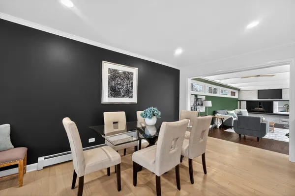 $600,000 | 307 North Derbyshire Avenue, Arlington Heights, IL 60004