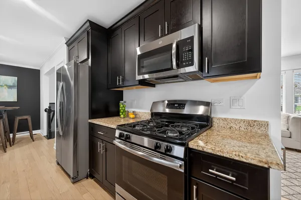 $600,000 | 307 North Derbyshire Avenue, Arlington Heights, IL 60004