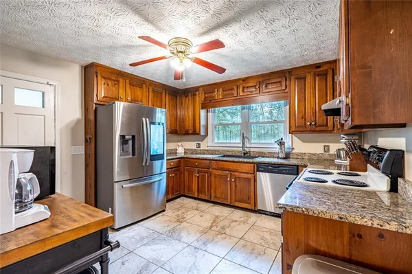 $2,500 | 465 A Dobbs Road, Unit B, Woodstock, GA 30188