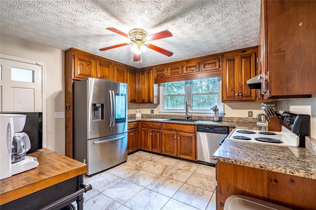 465 A Dobbs Road, Unit B Woodstock, GA 30188 - Photo 11 of 40