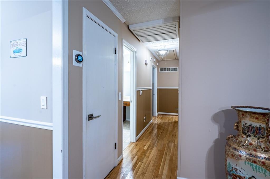 465 A Dobbs Road, Unit B Woodstock, GA 30188 - Photo 16 of 40