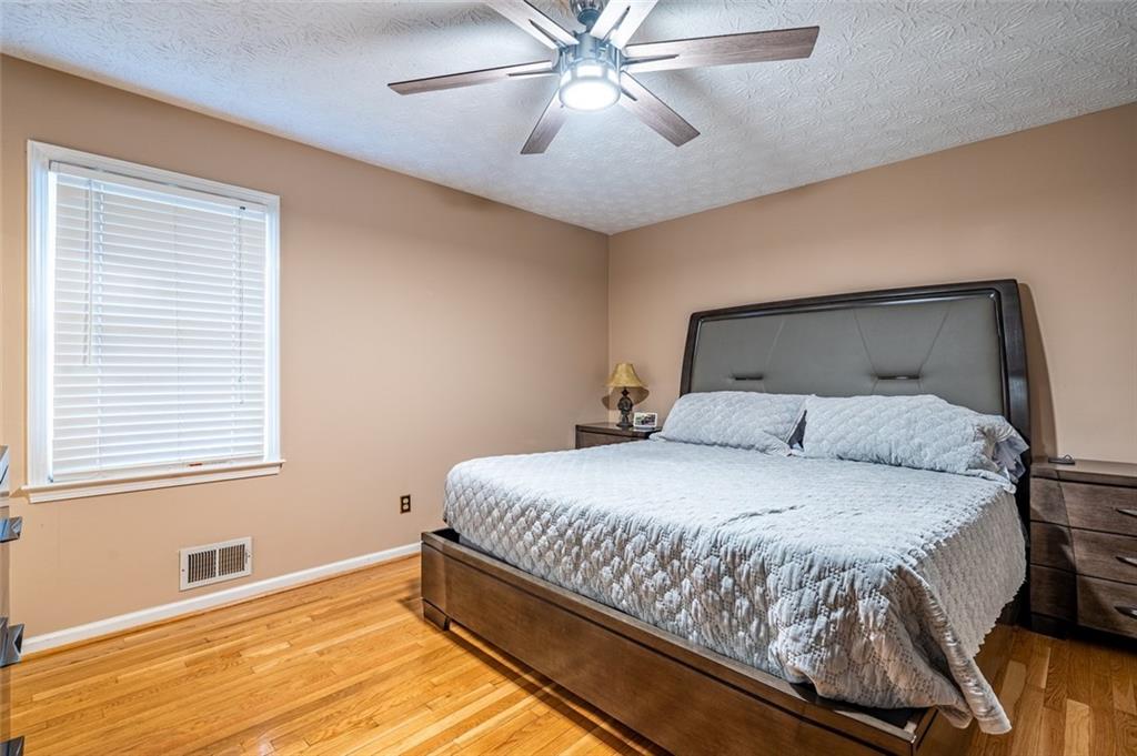 465 A Dobbs Road, Unit B Woodstock, GA 30188 - Photo 18 of 40