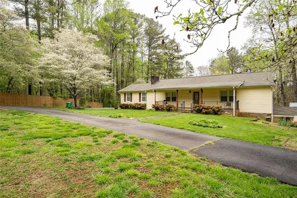 $2,500 | 465 A Dobbs Road, Unit B, Woodstock, GA 30188