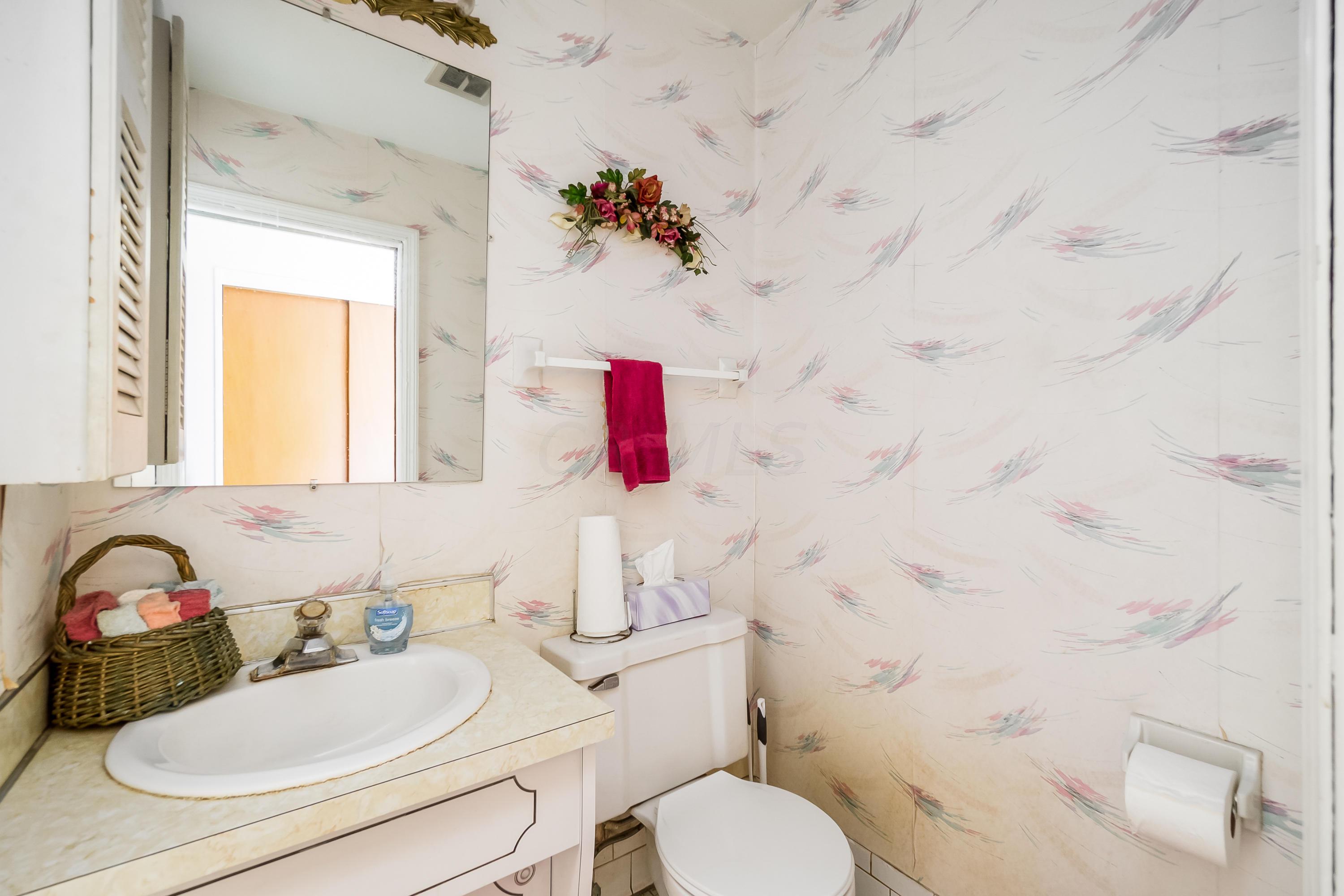 2675 Kenview Road South Columbus, OH 43209 - Photo 16 of 28 Gallery Image 16