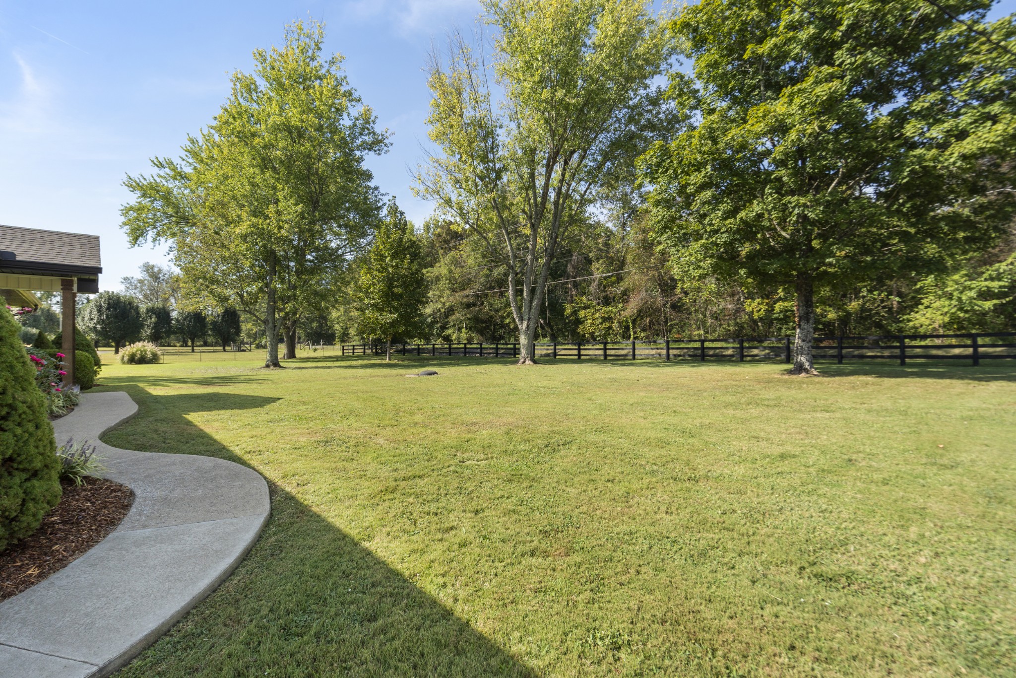 1101 C C C Road Dickson, TN 37055 - Photo 22 of 55 Gallery Image 22