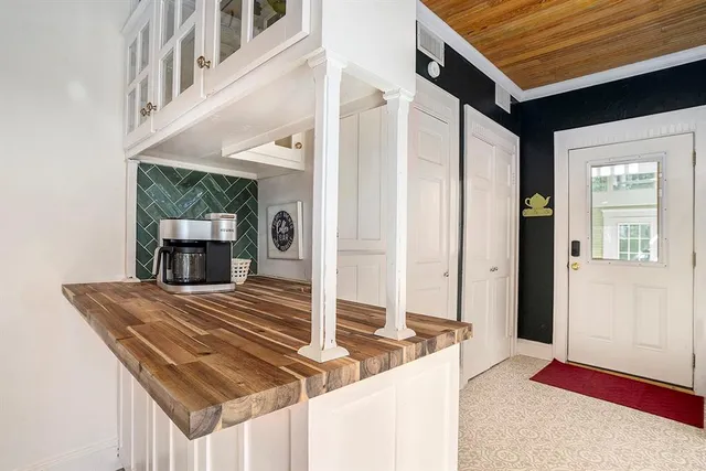 a view of living room