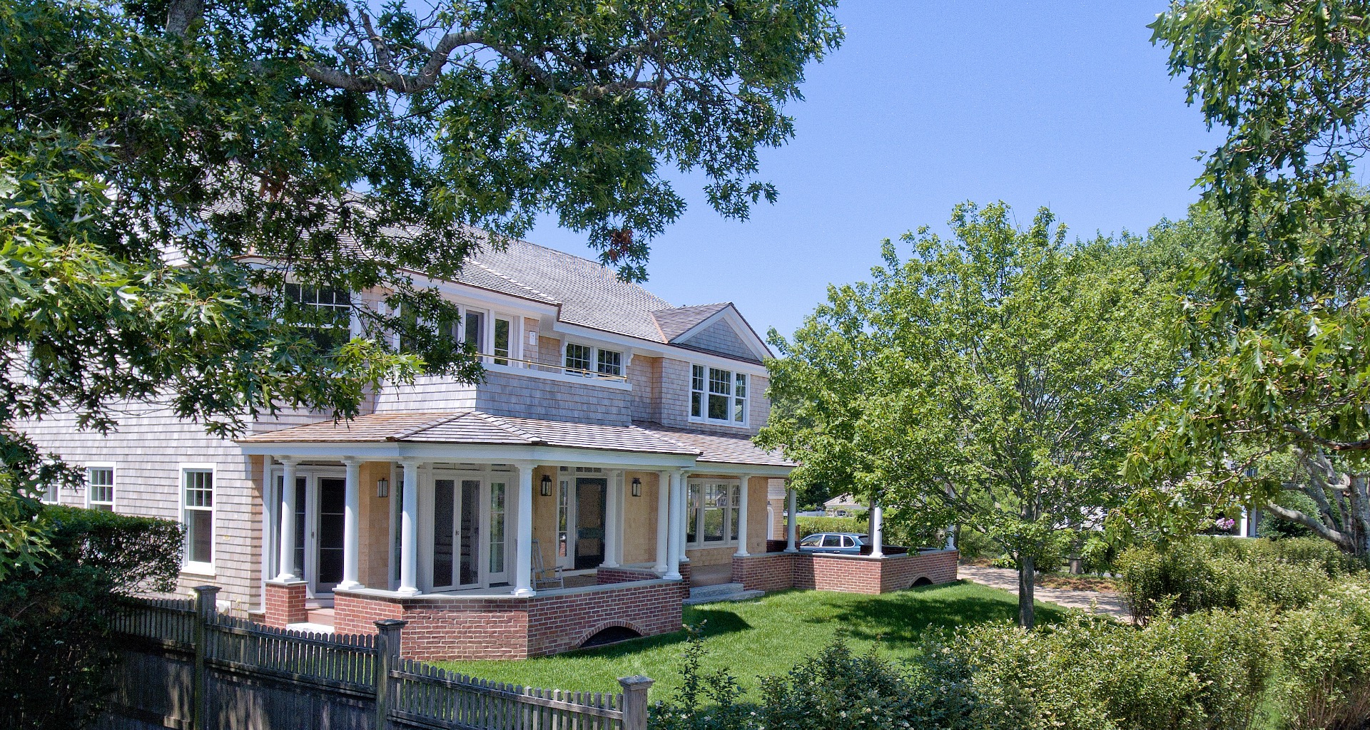 18 Starbuck Neck Road Edgartown, MA 02539 - Photo 3 of 19 Front porch