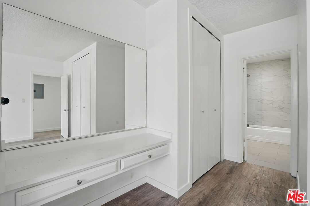 930 3rd Street, Unit 303 Santa Monica, CA 90403 - Photo 24 of 39