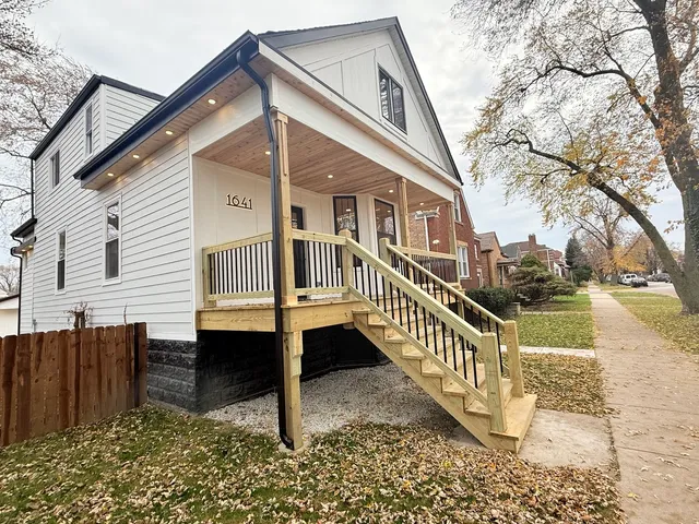 $495,000 | 1641 South 57th Avenue, Cicero, IL 60804