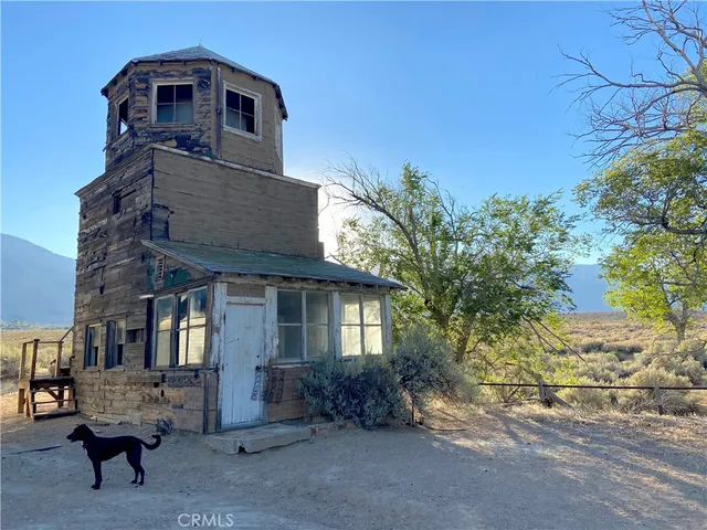a view of a terrace with a mountain